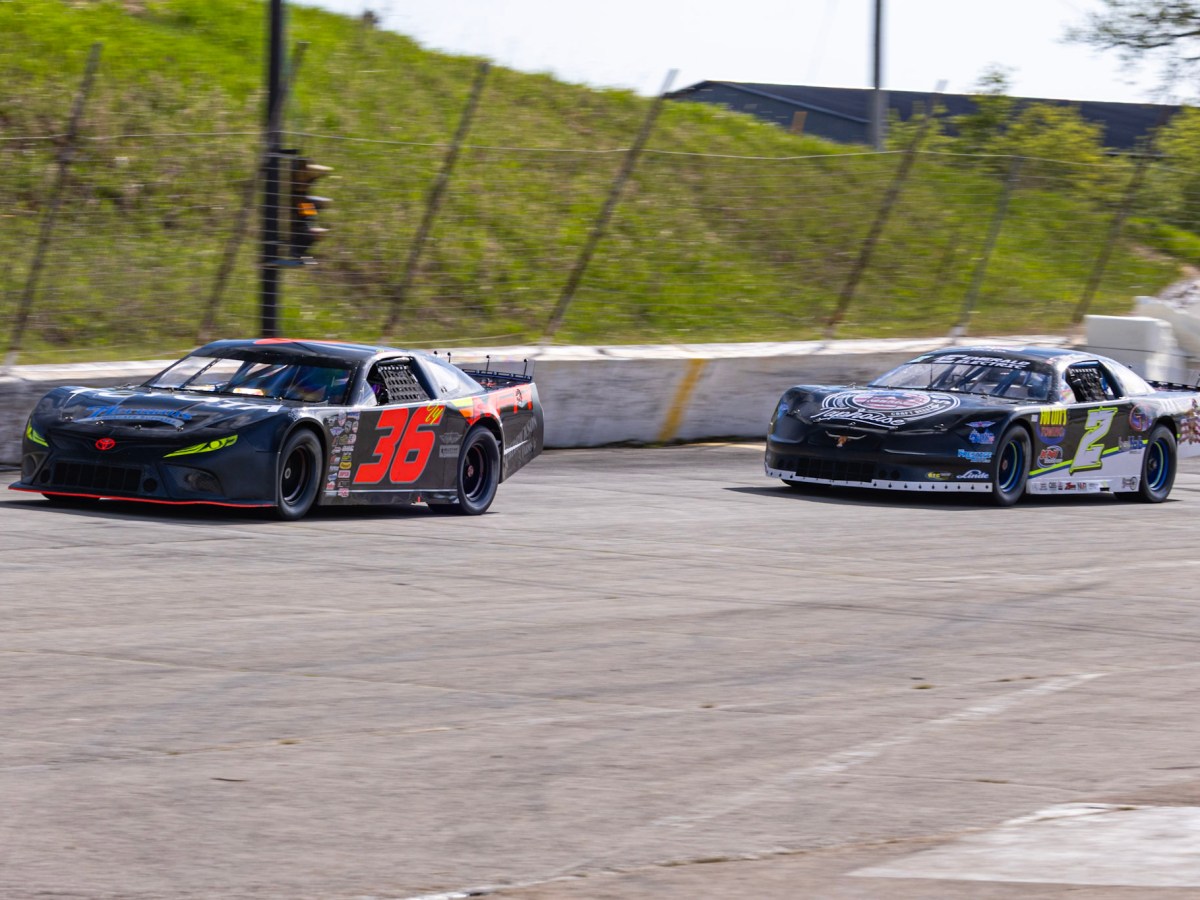 FREDRICKSON DOMINATES WIR&nbsp;OPENER